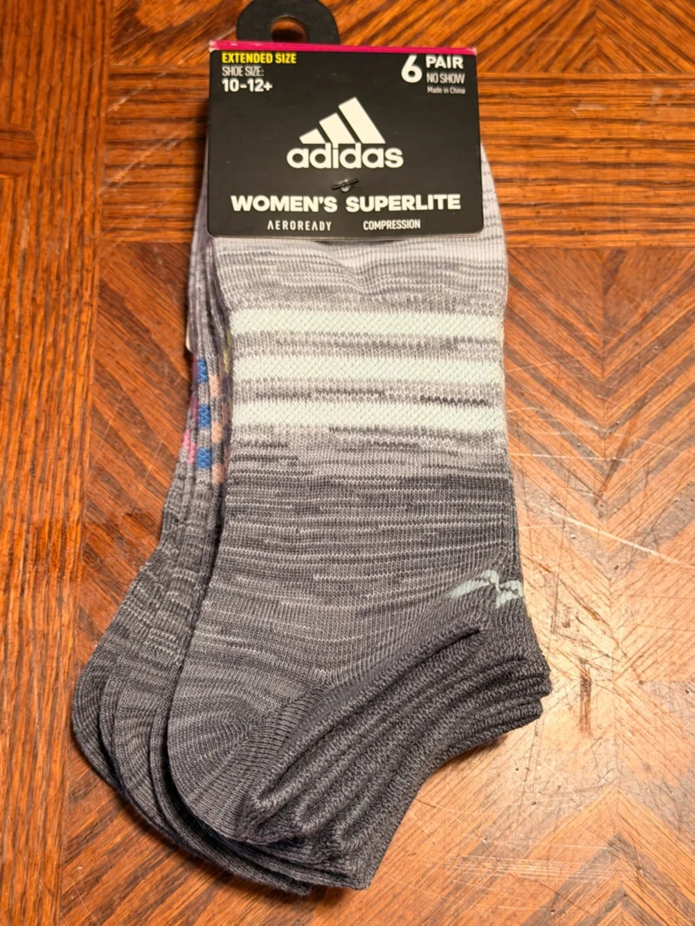 adidas Women’s Gray Gradient Ankle Socks - 6 Pair - Picture 1 of 4